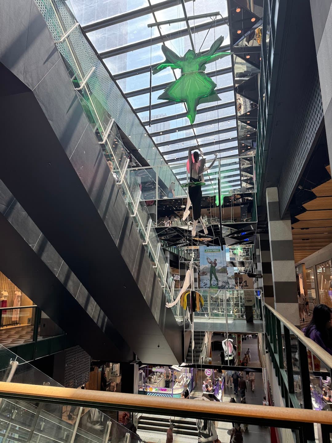 Melbourne Central周辺のモールの吹き抜け