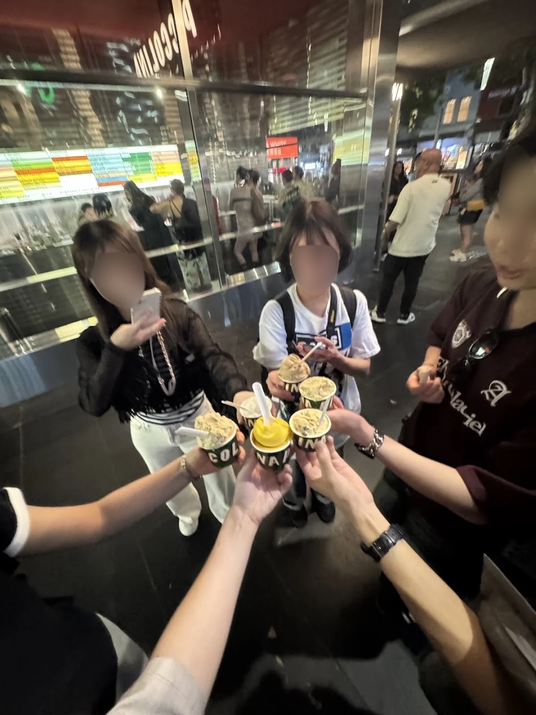 工繊大生と夕食、Hardware LaneのPiccolinaへ